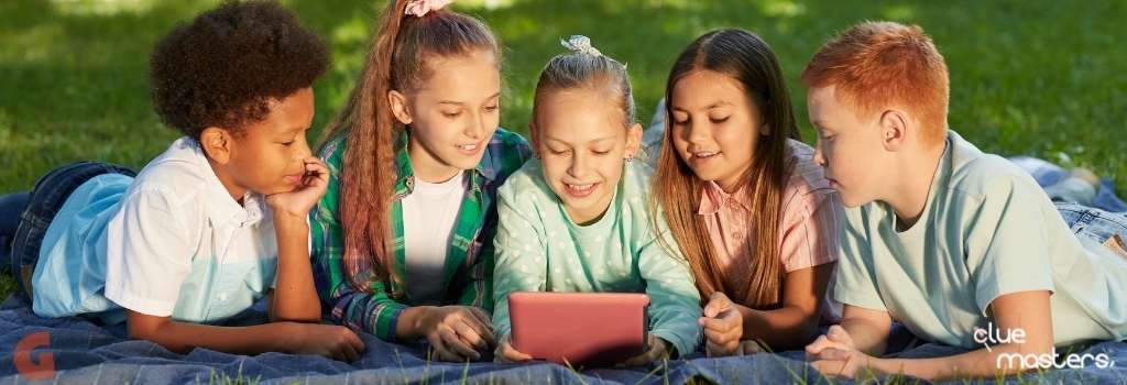 Escape Spiel und Schnitzeljagd als Programm zum Kindergeburtstag mit Cluemasters und Globe Chaser